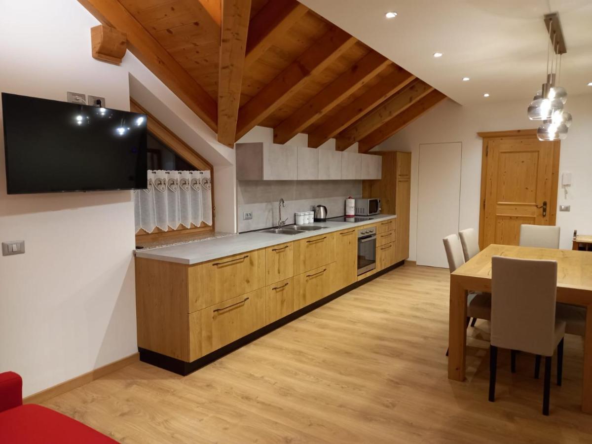 Appartamento Mansarda Patrizia E Franco Val Di Sole Коммеццадура Экстерьер фото